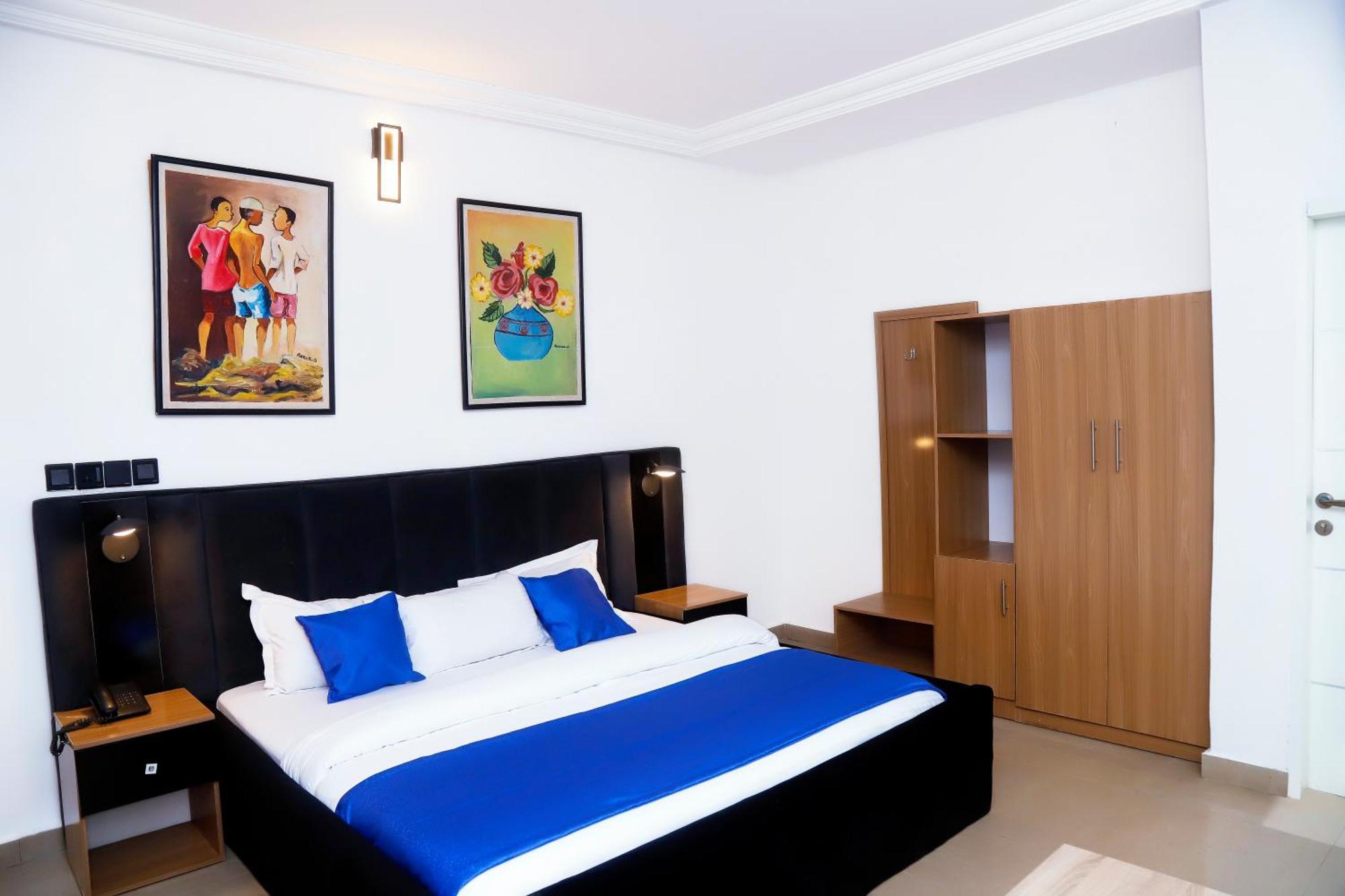 Western Dreams Hotel Абуджа Экстерьер фото
