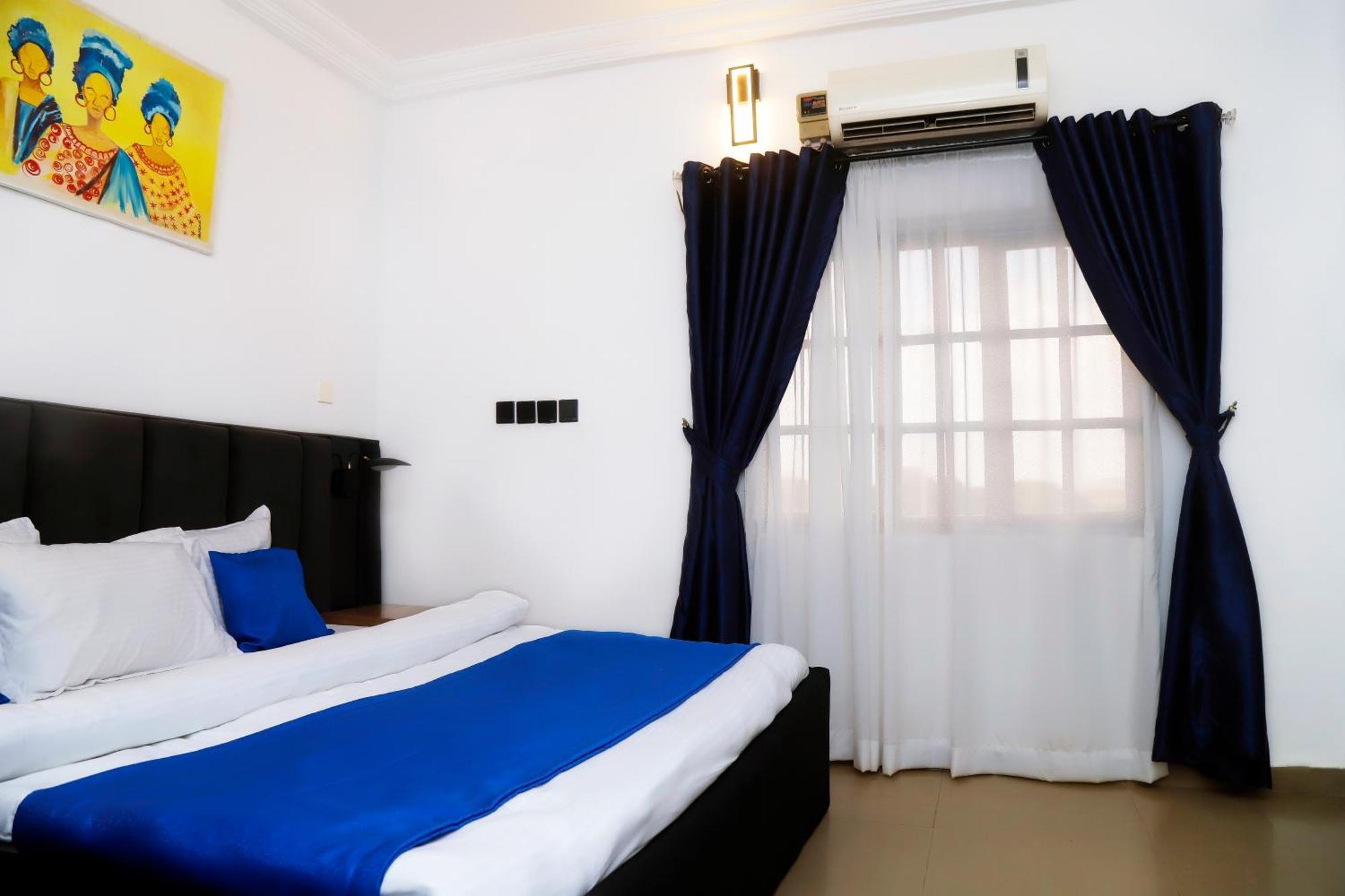Western Dreams Hotel Абуджа Экстерьер фото
