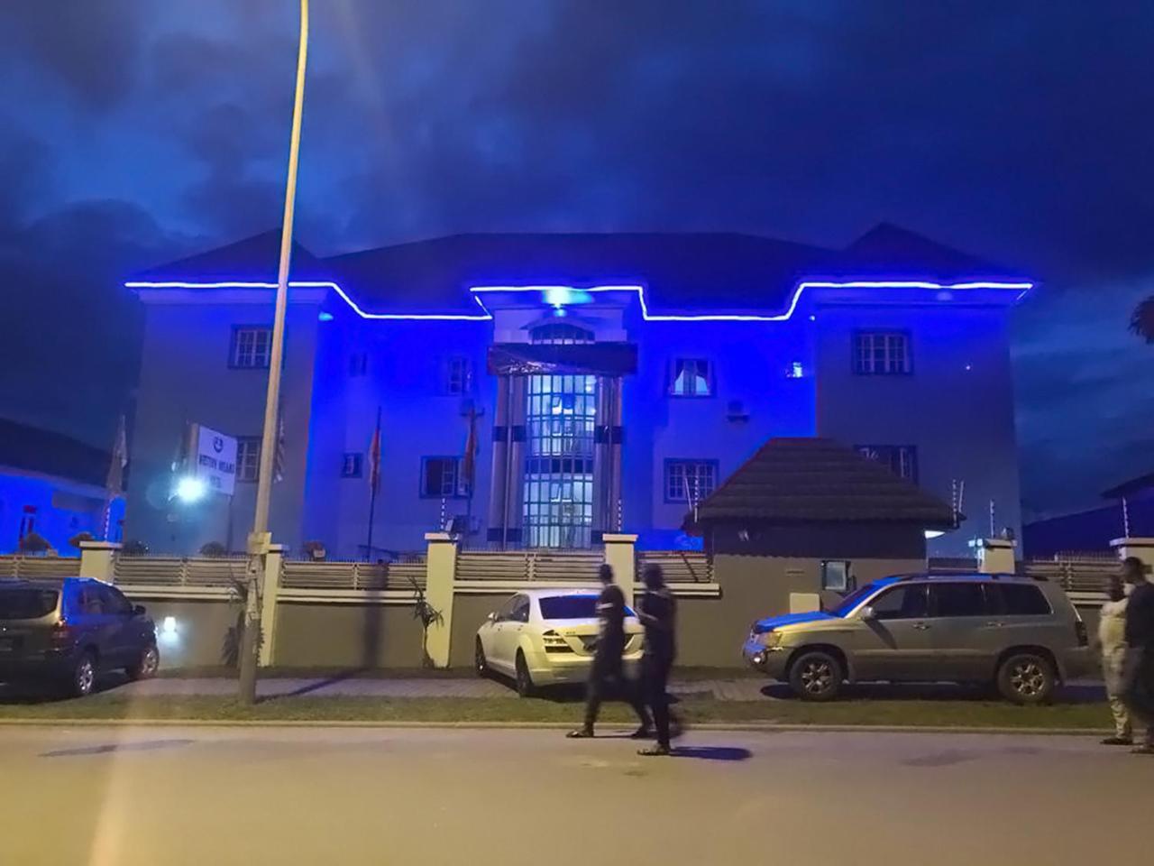 Western Dreams Hotel Абуджа Экстерьер фото